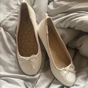 Elegant White Ballet Flats kids girls size 1